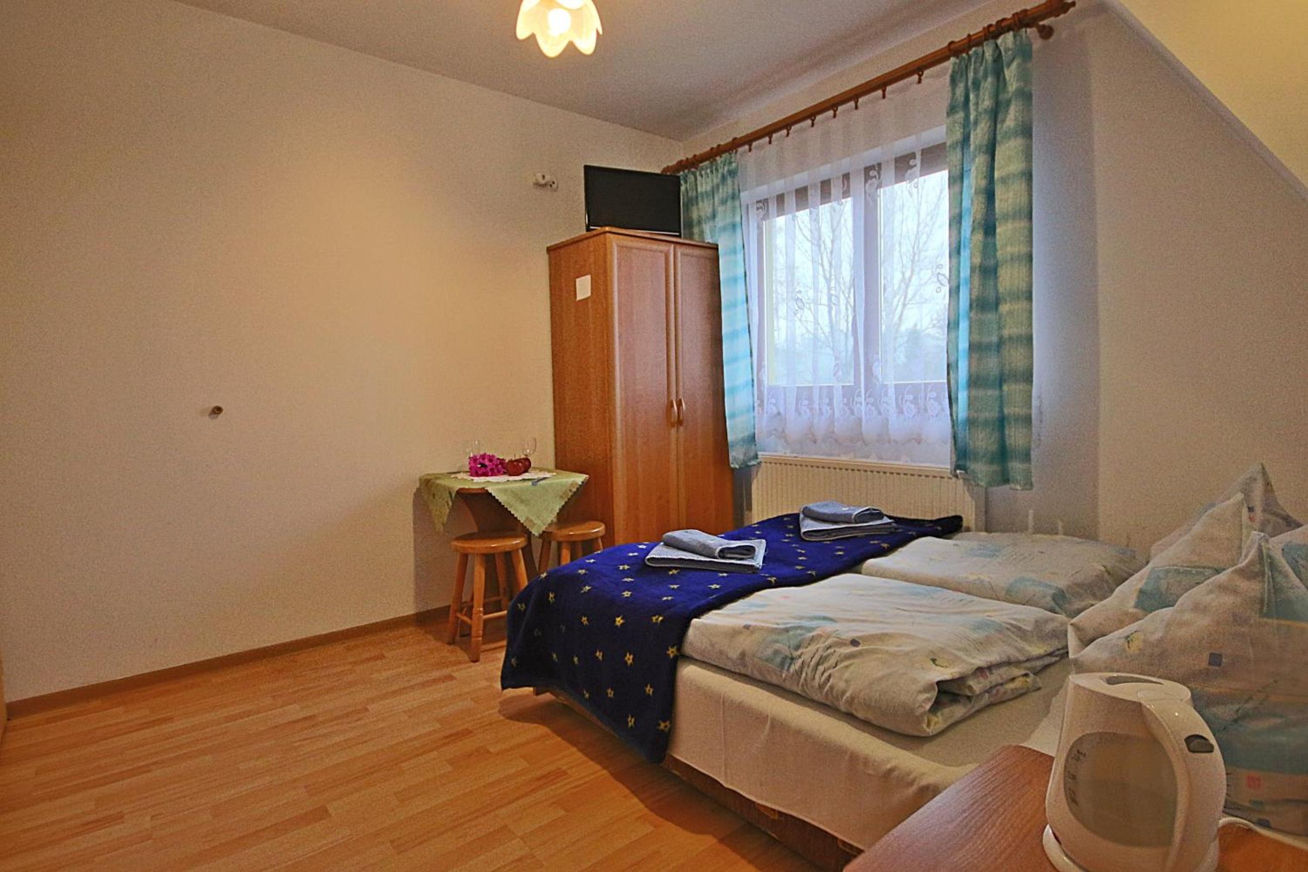 Small Double Room at Noclegi Brzegi